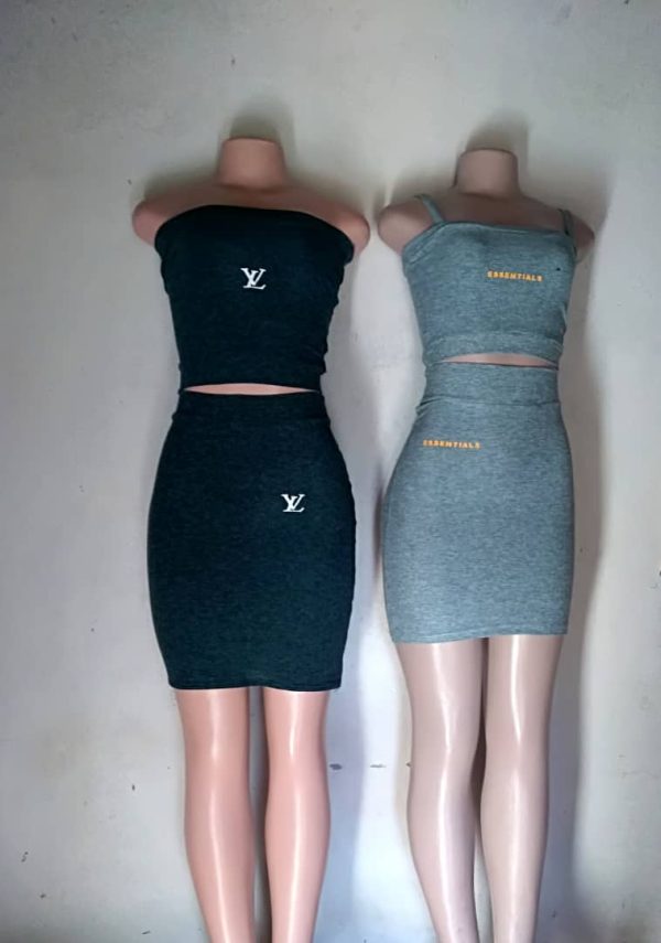 ESSENTIALS OUTFITS - Image 2