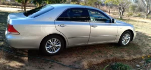 Toyota Crown Royal Saloon