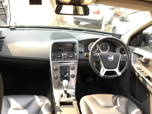 Volvo Xc60, 2.0ltr Petrol, 2013 - Image 5