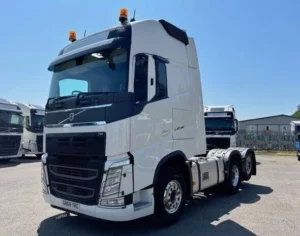 Choice Of 2018 - 2020 Volvo Fh4 Globetrotter Xl 6x2 Tractor Units