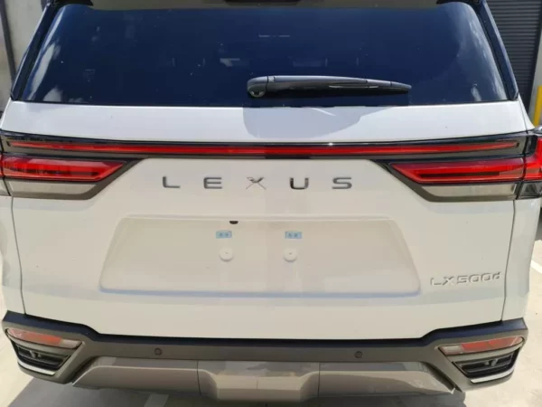 Lexus Lx500d - Image 4