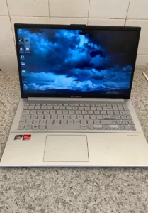 Asus Vivobook 15