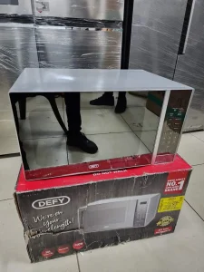 Defy. 30litre Microwave
