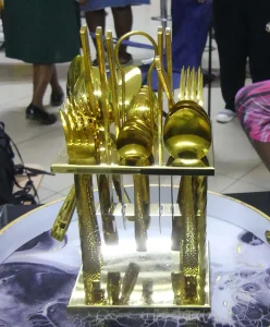 Kitchen Polished Fork Knife And Spoon Hanging Stainless Steel Flatware Cutlery Set 24pcs With Stand