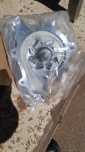 NISSAN CARAVAN NV350 NAVARA YD25 WATER PUMP